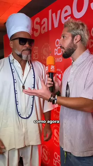 Uma Lenda da Música Brasileira Carlinhos Brown Kwai