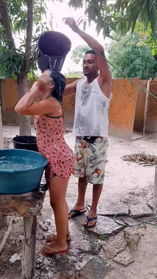 novinha da roça tomando banho & novinha tomando ba ...| Kwai