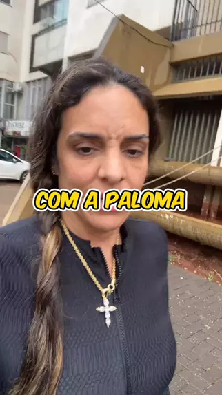 babi palomas dançando pelada