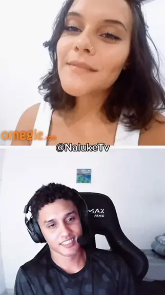 omegle two girls flashing