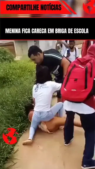 vídeo de menina brigando na escola | Discover