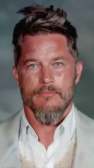 travis fimmel casado 2023